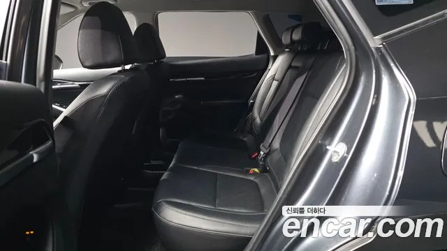 Kia Seltos New — Фото автомобиля 16