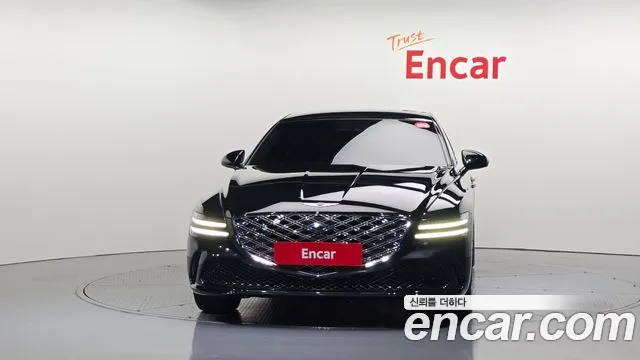 Genesis G80 Бензин 2.5 турбо AWD — Фото автомобиля 3