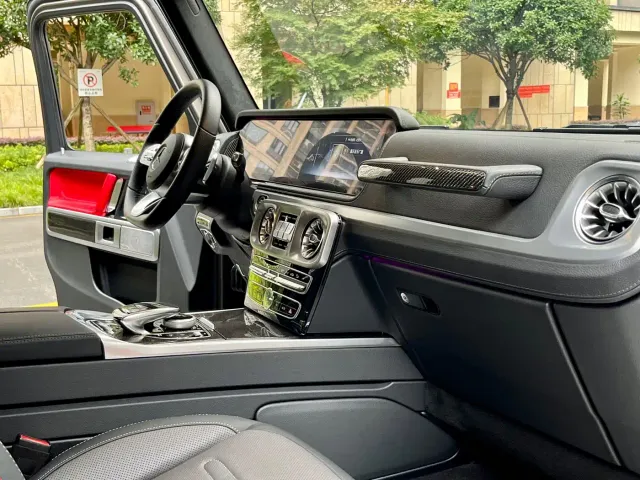 Mercedes-Benz G-Class — Фото автомобиля 15
