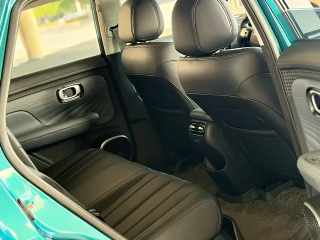GAC Aion UT — Фото автомобиля 13