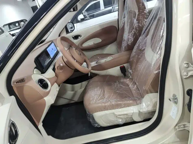 Wuling Bingo — Фото автомобиля 14