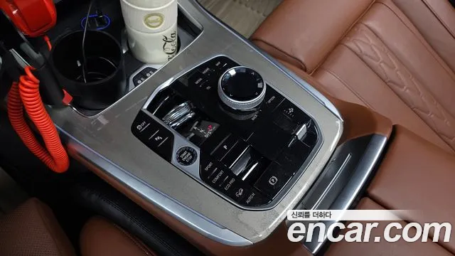BMW X7 — Фото автомобиля 9