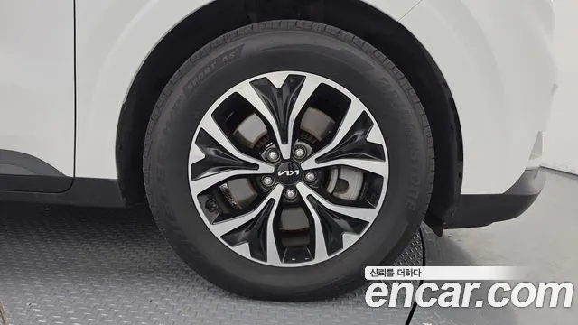 Kia Canival Carnival 4 поколение Дизель 9 мест Prestige — Фото автомобиля 21