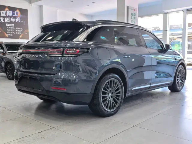 Leapmotor C11 — Фото автомобиля 16