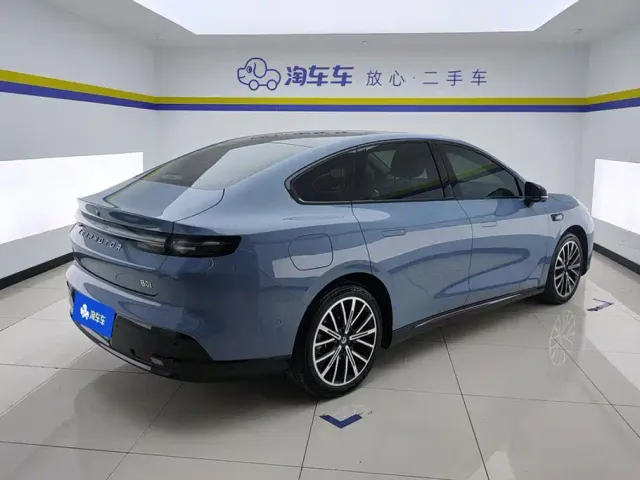 Leapmotor B01 — Фото автомобиля 3