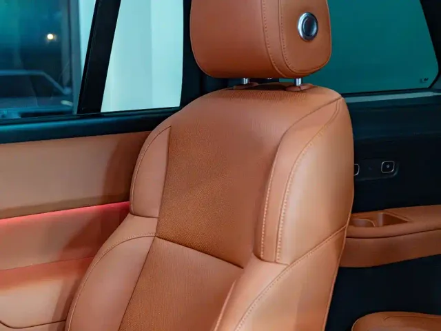 Li Auto L9 — Фото автомобиля 12