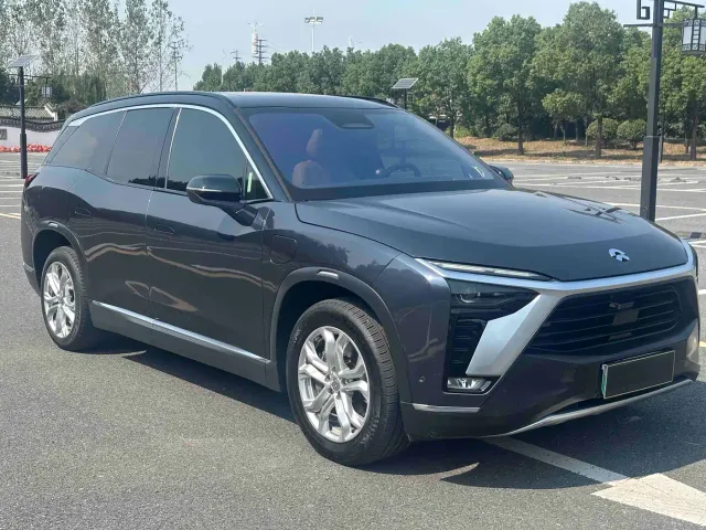 Nio ES8 — Фото автомобиля 3