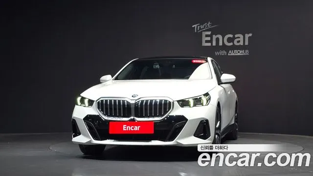 BMW 5 Series G60 — Фото автомобиля 2