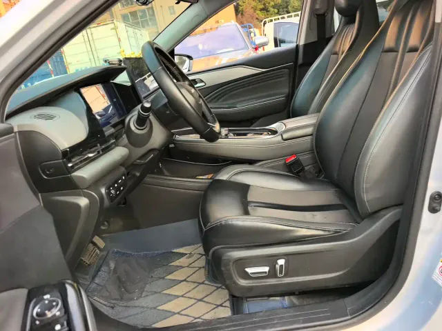 GAC Aion S Plus — Фото автомобиля 11