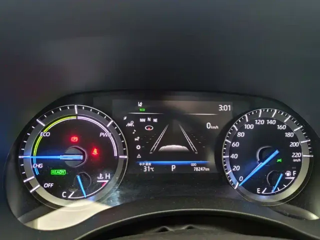 Toyota Highlander — Фото автомобиля 23