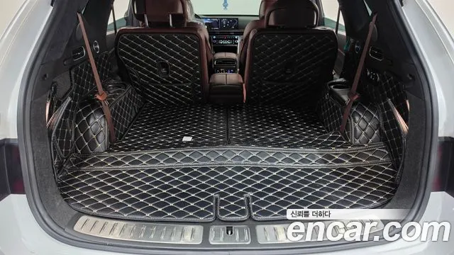 Genesis GV80 — Фото автомобиля 25