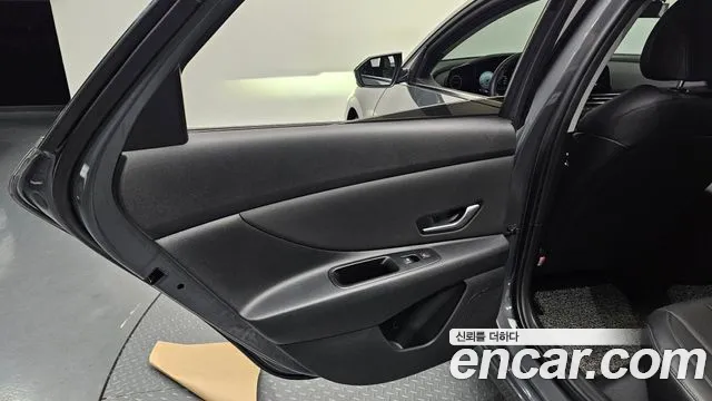Hyundai AVANTE Новый Avante (CN7) — Фото автомобиля 25