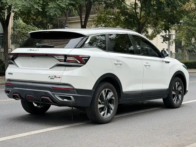 Dongfeng Fengshen AX7 — Фото автомобиля 7