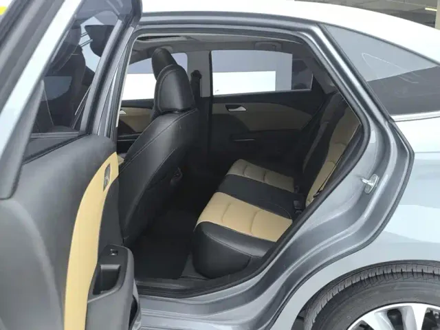 Chevrolet Monza — Фото автомобиля 11