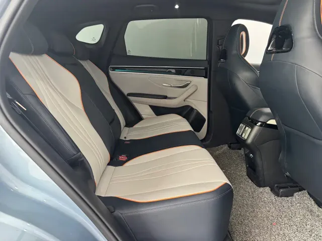 BYD Song PLUS — Фото автомобиля 12