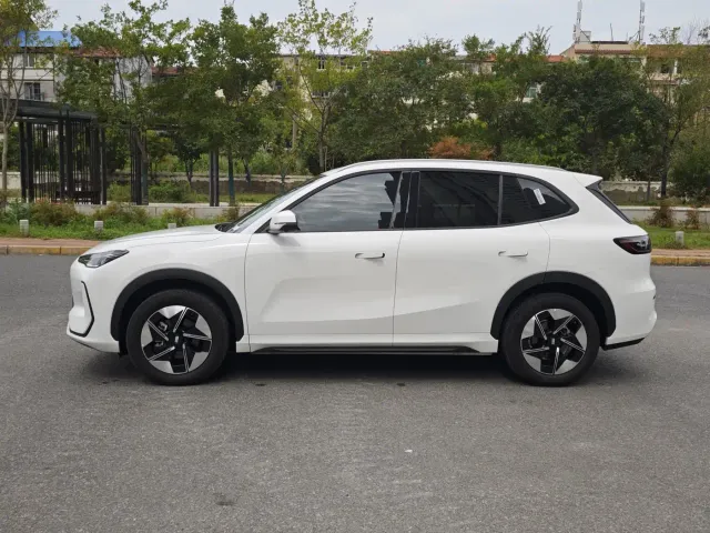 Geely Galaxy E5 — Фото автомобиля 9