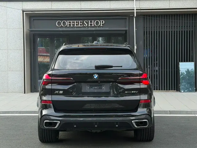 BMW X5 — Фото автомобиля 11