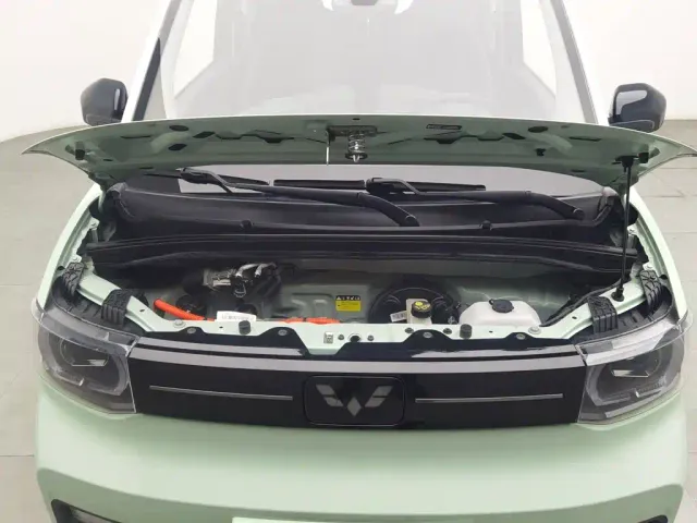 Wuling Hongguang Mini EV — Фото автомобиля 6