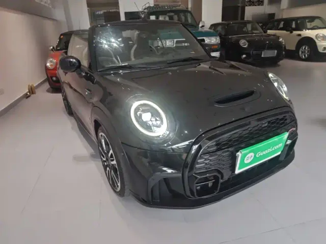 MINI Hatch — Фото автомобиля 3