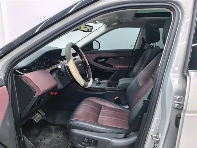 Land Rover Range Rover Evoque — Фото автомобиля 11