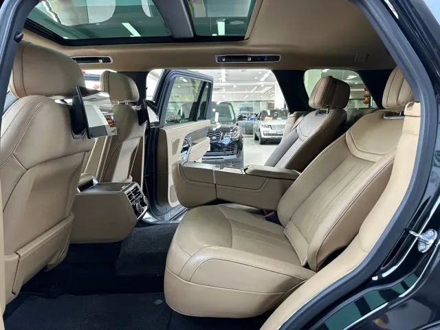 Land Rover Range Rover — Фото автомобиля 18