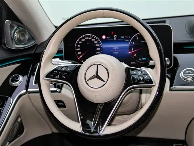 Mercedes-Benz Maybach S-Class — Фото автомобиля 20