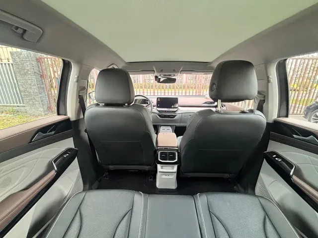 Volkswagen ID.6 X 2022 Smart Long Range — Фото автомобиля 9