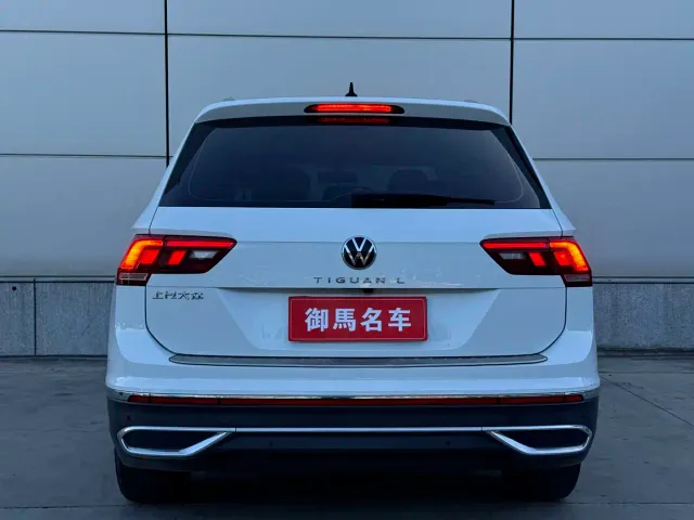 Volkswagen Tiguan L — Фото автомобиля 16