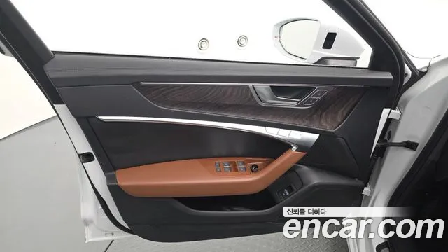 Audi A6 C8 — Фото автомобиля 13