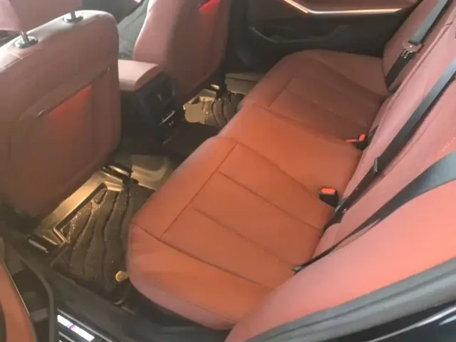 BMW 3 Series — Фото автомобиля 16