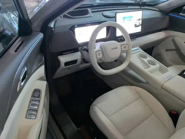 Haval Xiaolong MAX — Фото автомобиля 15