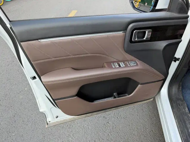 Wuling Starlight 560 — Фото автомобиля 6