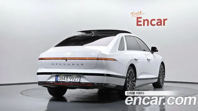 Hyundai Grandeur GN7 — Фото автомобиля 2