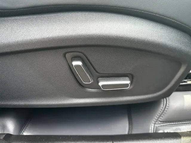 Geely Boyue L — Фото автомобиля 18