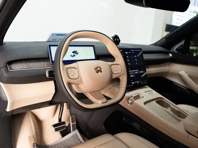 Nio EC7 — Фото автомобиля 11