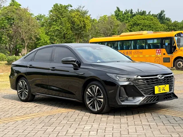 Chery Arrizo 8 2024 High Performance 2.0T DCT Sport — Фото автомобиля 2