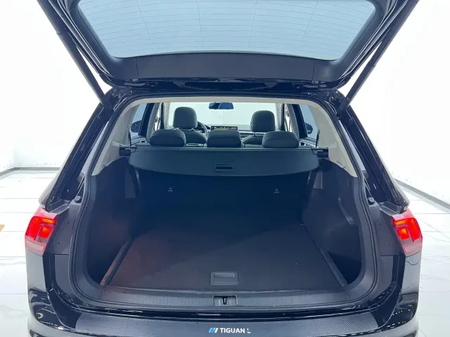 Volkswagen Tiguan L — Фото автомобиля 23