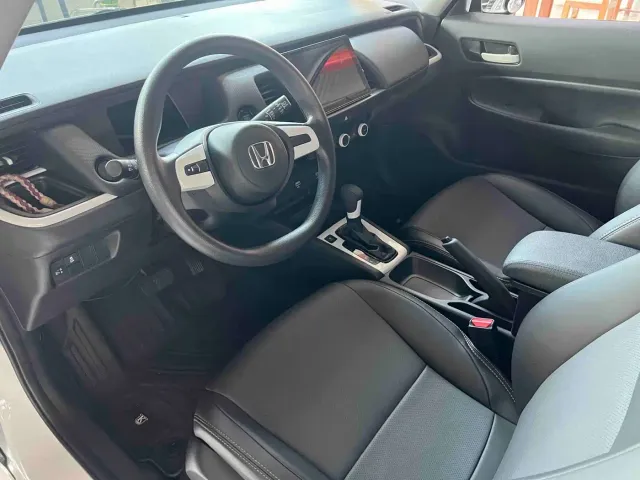 Honda Fit — Фото автомобиля 7