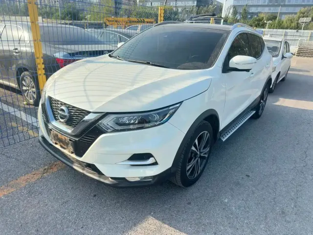 Фотография автомобиля — Nissan Qashqai