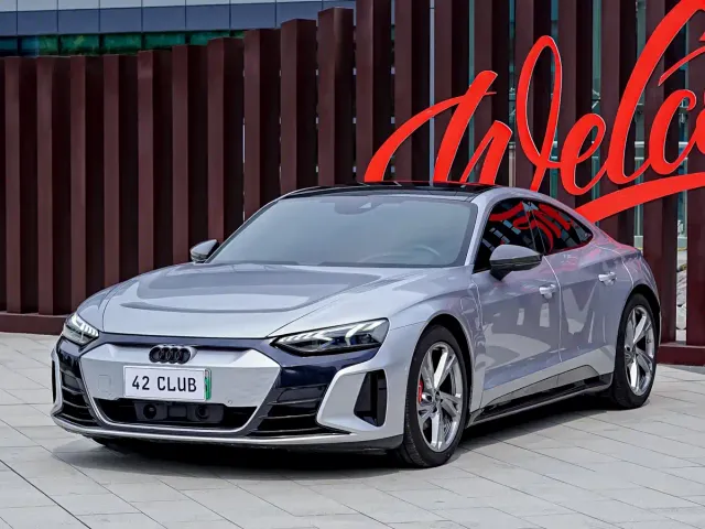 Audi e-tron GT — Фото автомобиля 3