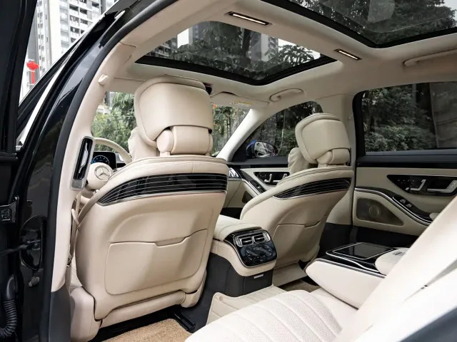 Mercedes-Benz S-Class — Фото автомобиля 11