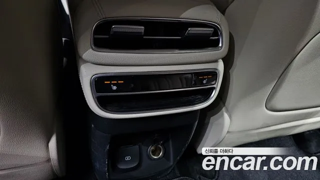 Genesis GV80 — Фото автомобиля 19
