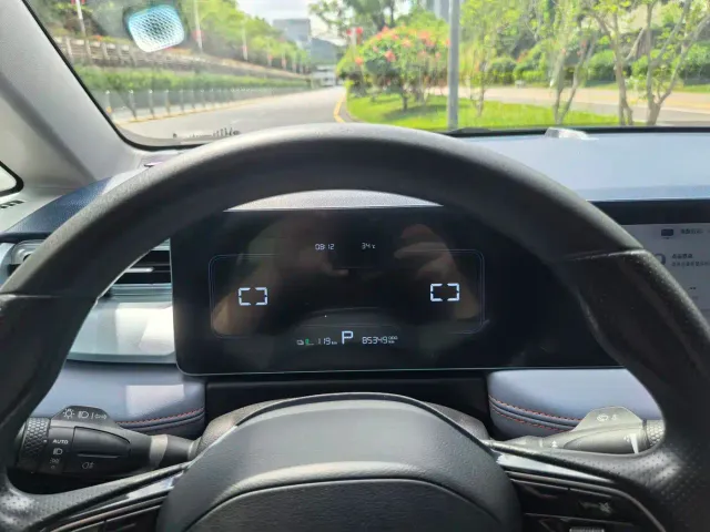 Geely Geometry E Firefly — Фото автомобиля 20