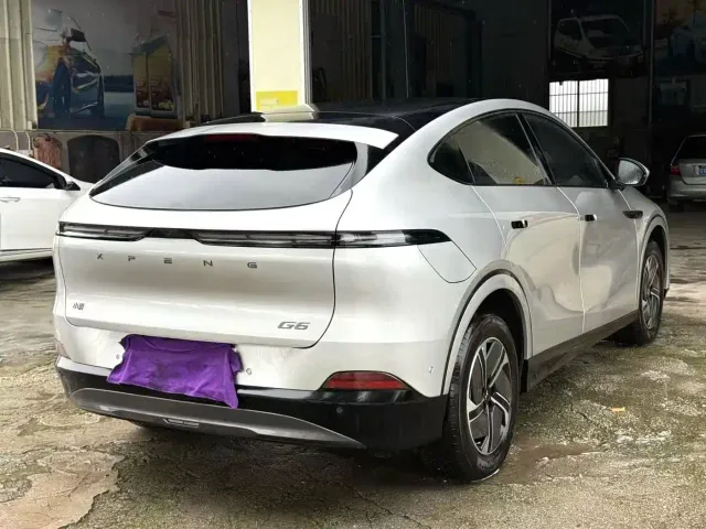 Xpeng G6 — Фото автомобиля 18