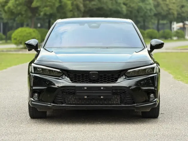 Honda Civic — Фото автомобиля 3