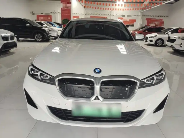 BMW i3 — Фото автомобиля 2