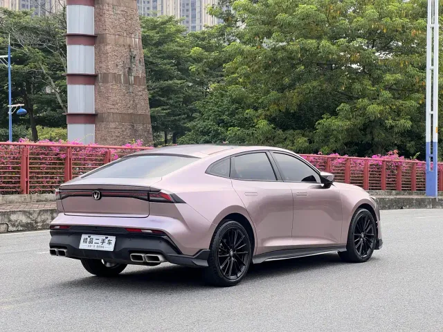 Changan UNI-V — Фото автомобиля 6