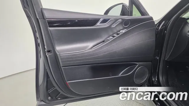 Genesis G80 RG3 — Фото автомобиля 13
