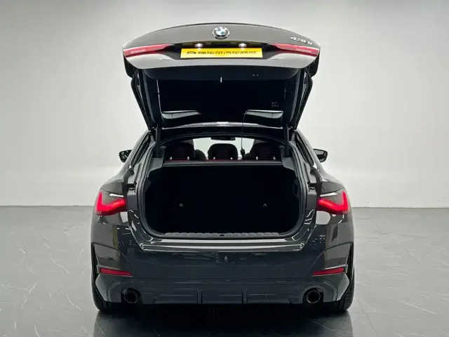 BMW 4 Series — Фото автомобиля 9
