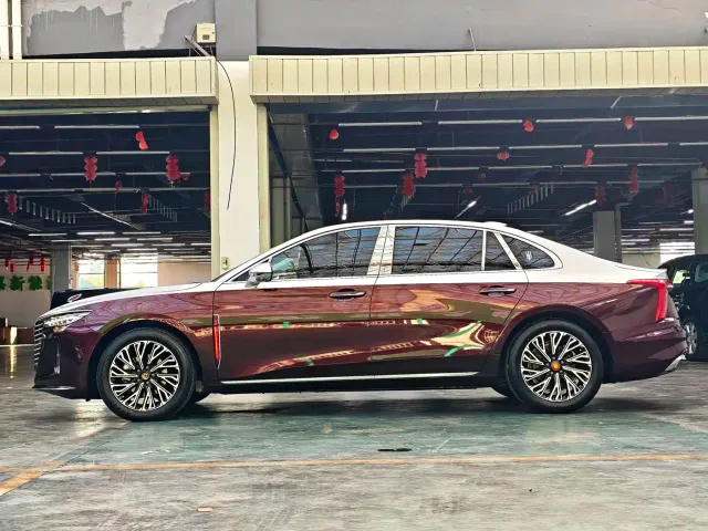 Hongqi H5 — Фото автомобиля 16